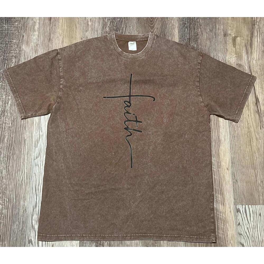 E#653-XL-cotton 100%, super soft, super comfy, graphic tee